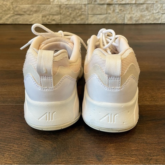 Nike Women's Air Max 200 Light Pink Size 6 - Picture 4 of 12